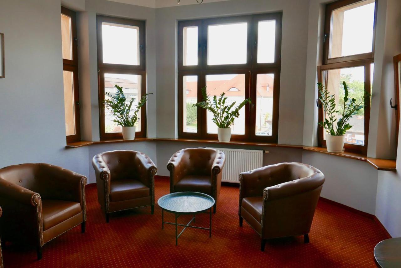 Staromiejski Piwowar Hotel Legnica Exterior foto
